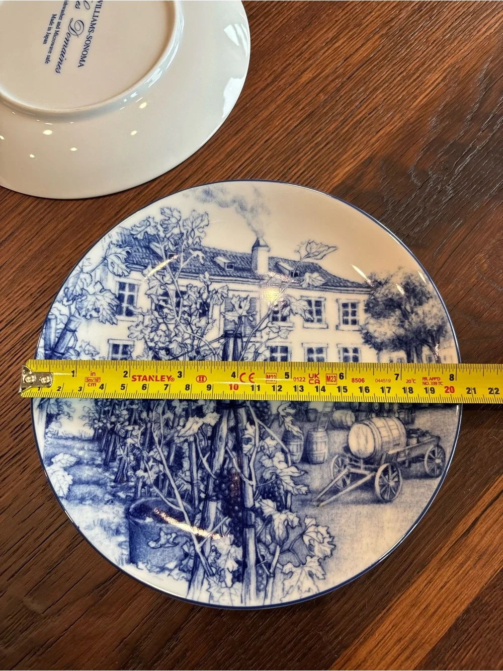 Vintage Plates,Rare LES DOMAINES Williams Sonoma Blue/White Dessert Set Of 6, 8”